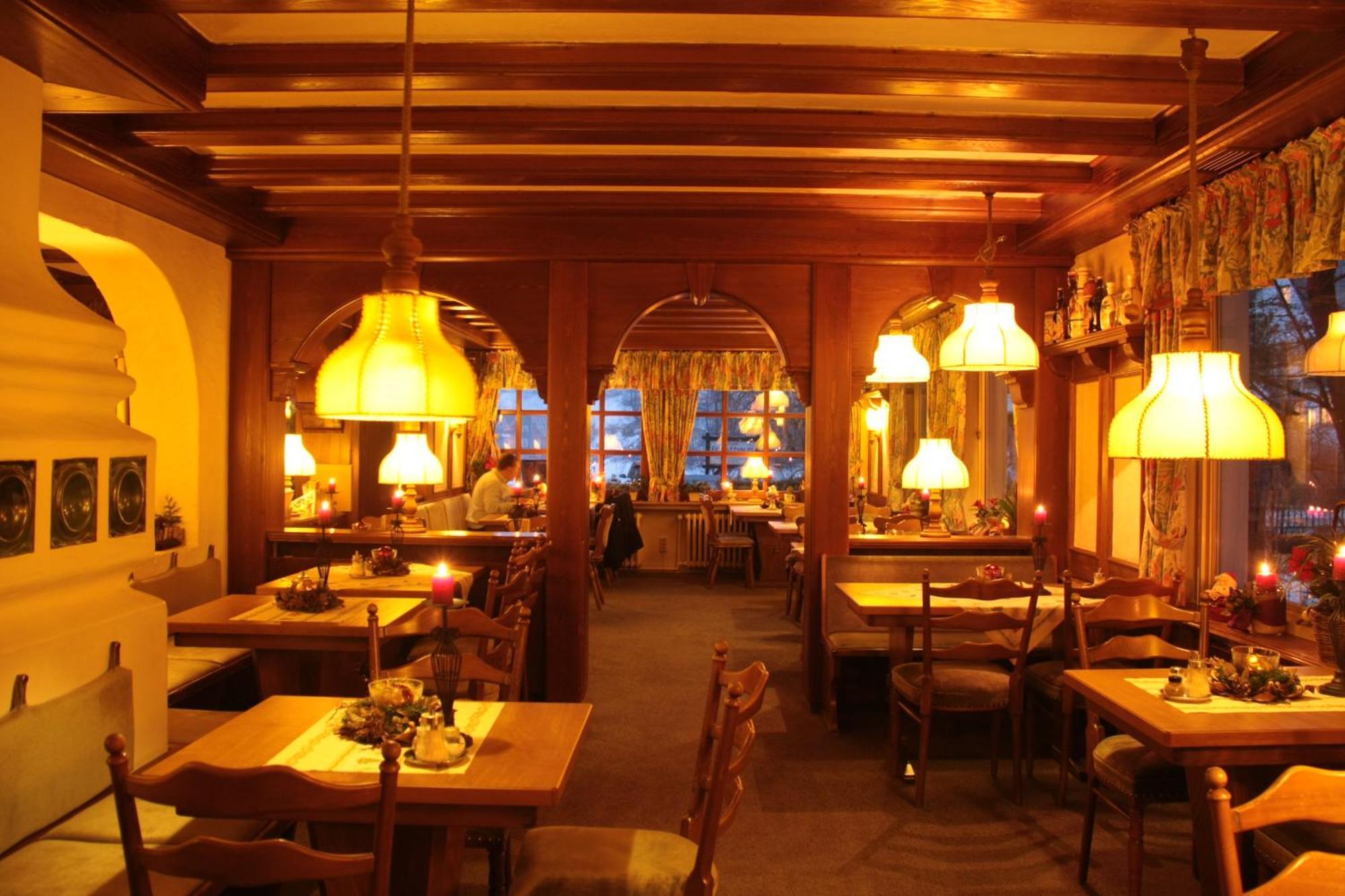 Hotel Zum Forsthaus Willingen  Exterior photo